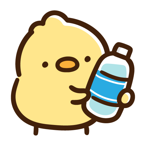 ペットボトルのお水を差し出すひよこ
